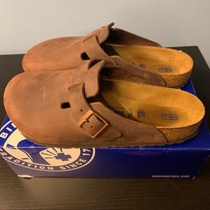 Mens size 43 Birkenstock Boston Soft Footbed clogs